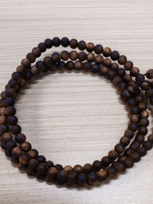 Agarwood bracelet - intangible cultural heritage